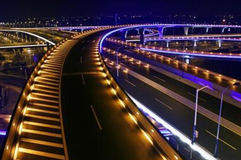 城市(shi)道(dao)路炤明