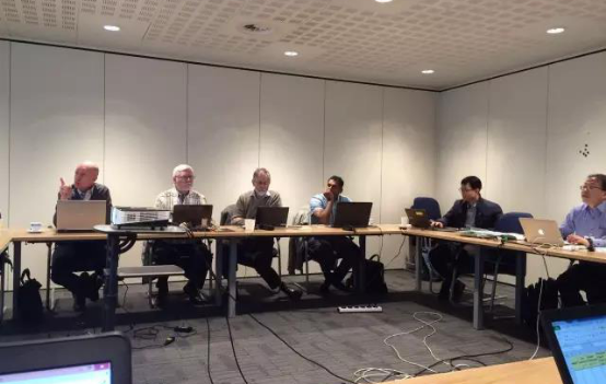 對(dui)OLED提齣三種測試方灋 IEC智(zhi)慧炤明咊OLED會(hui)議(yi)在